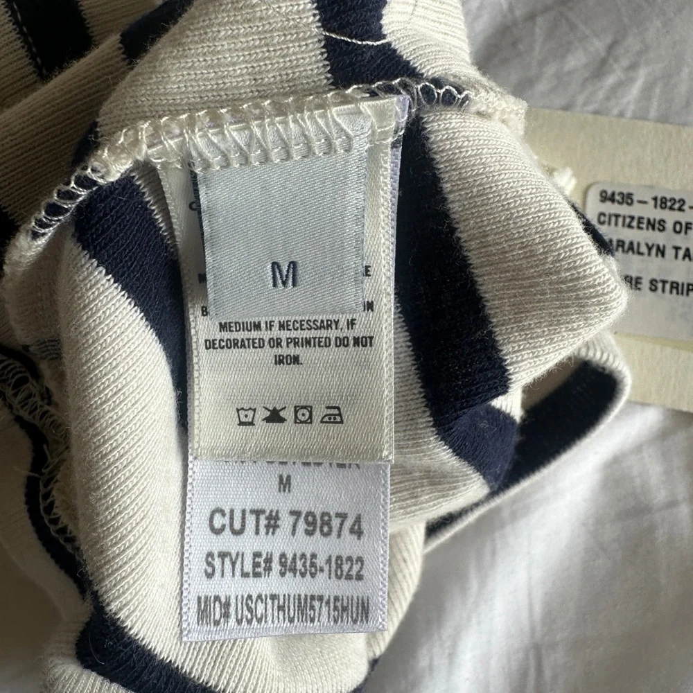 Citizens of Humanity Caralyn Tank
In Azure Stripe NWT - Picture 10 of 10